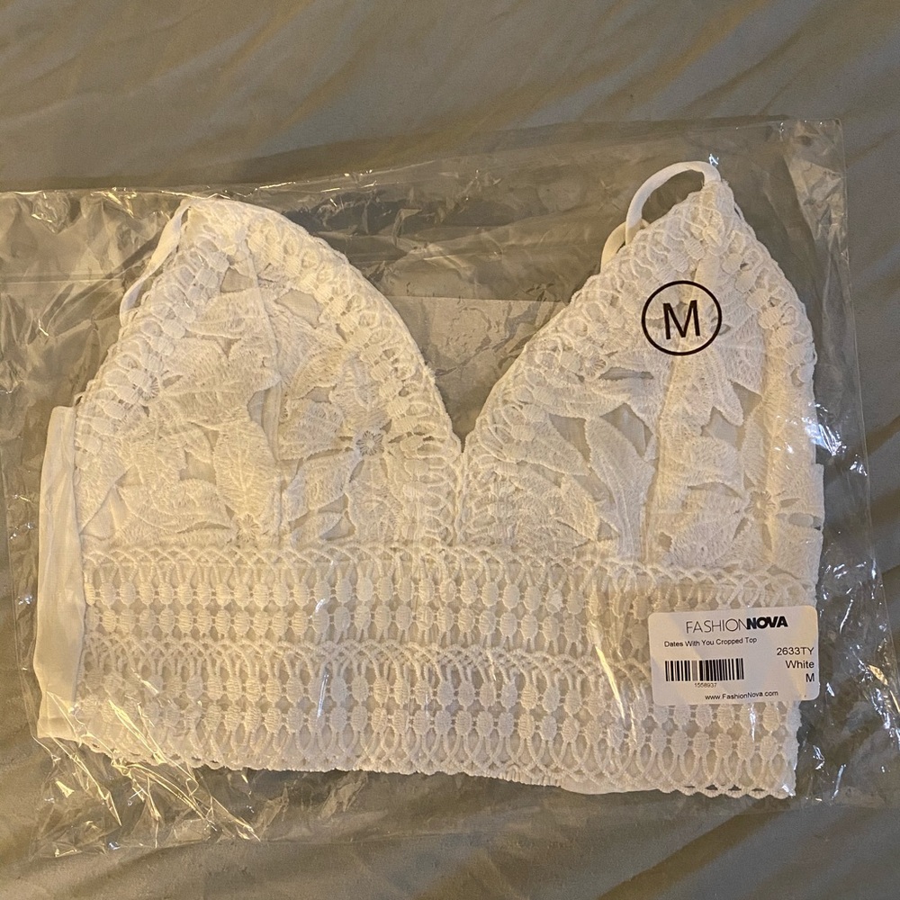 Crop top - Picture 2 of 2